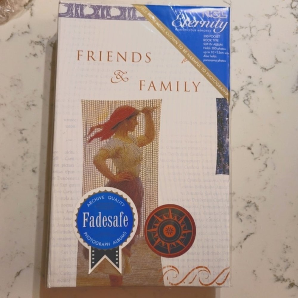 Flavia Friends & Family Photo Album